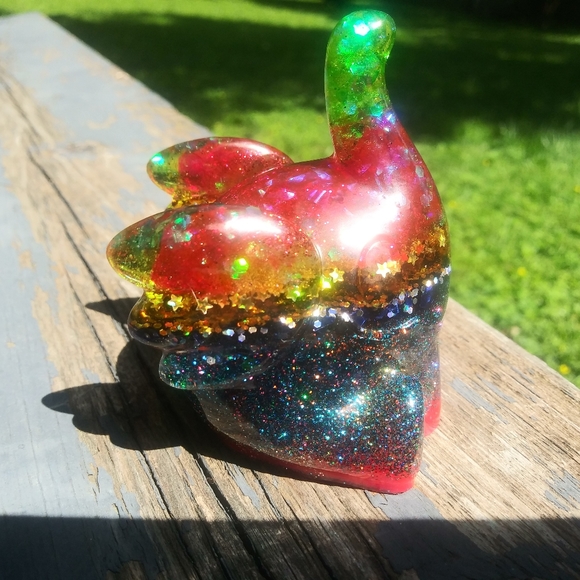 ๐SOLD๐HANDMADE Cute Elephant Resin Art - Picture 10 of 12